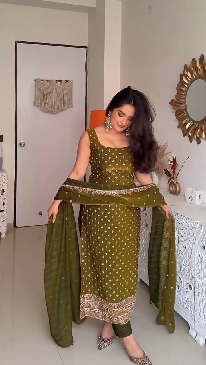 MEHNDI GREEN FENDY SILK KURTA SET THREAD WITH SEQUENCE WORK