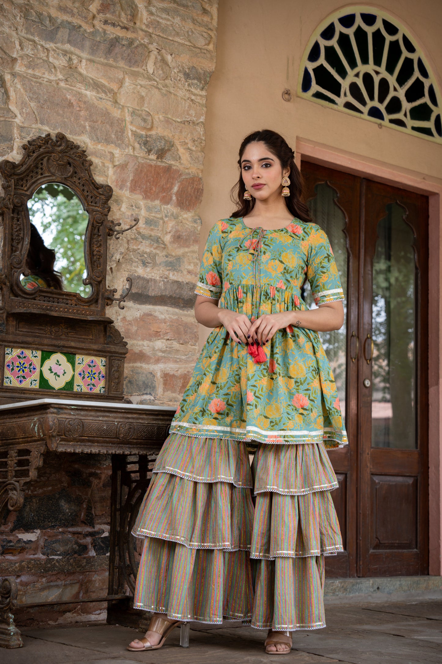 PISTABEON FLORAL PRINTED THREE PIECE SHARARA SET