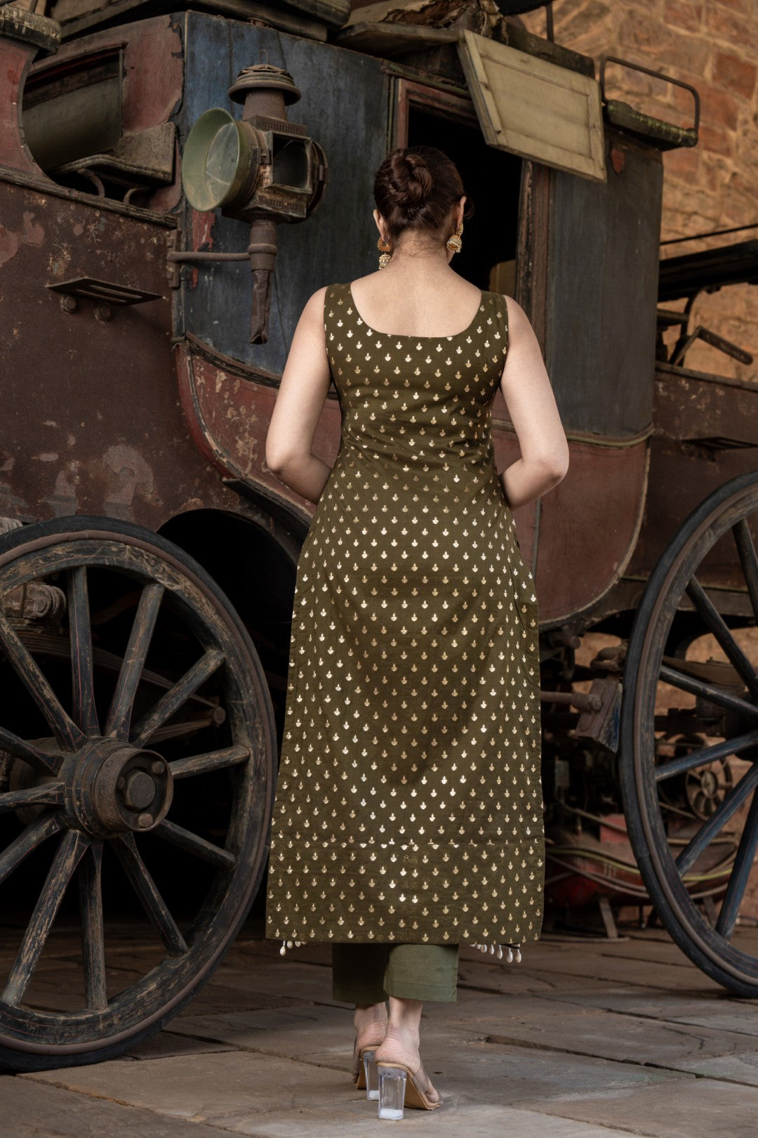 OLIVIYA STRAIGHT CHANDERI KURTA SET
