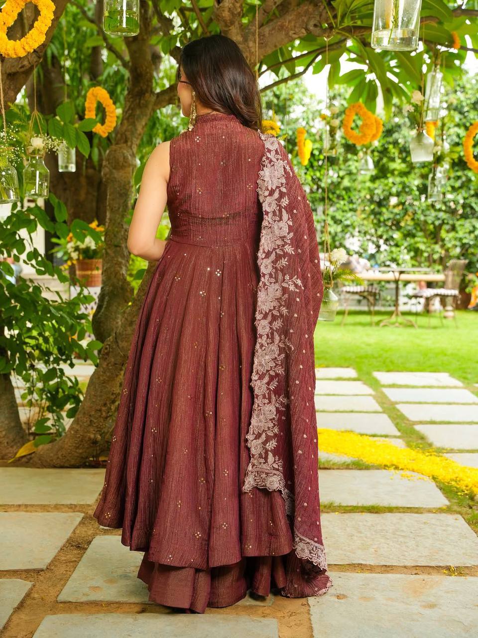 In.CottoM - PAKISTANI STYLE HEAVY KURTA SET