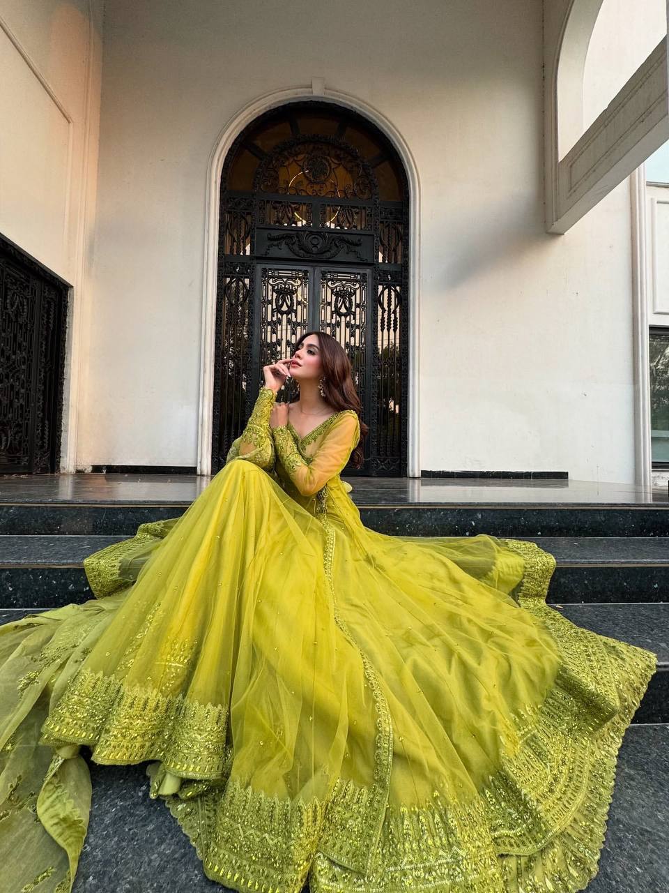 RAANJHANAA - HEAVY FLAIR KEDIYA STYLE ANARKALI GOWN