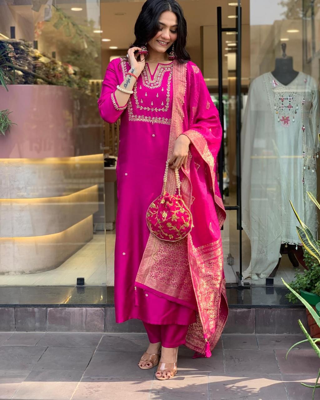 ROMAN SILK Fabric Kurti With Pant With Latkan Dupatta