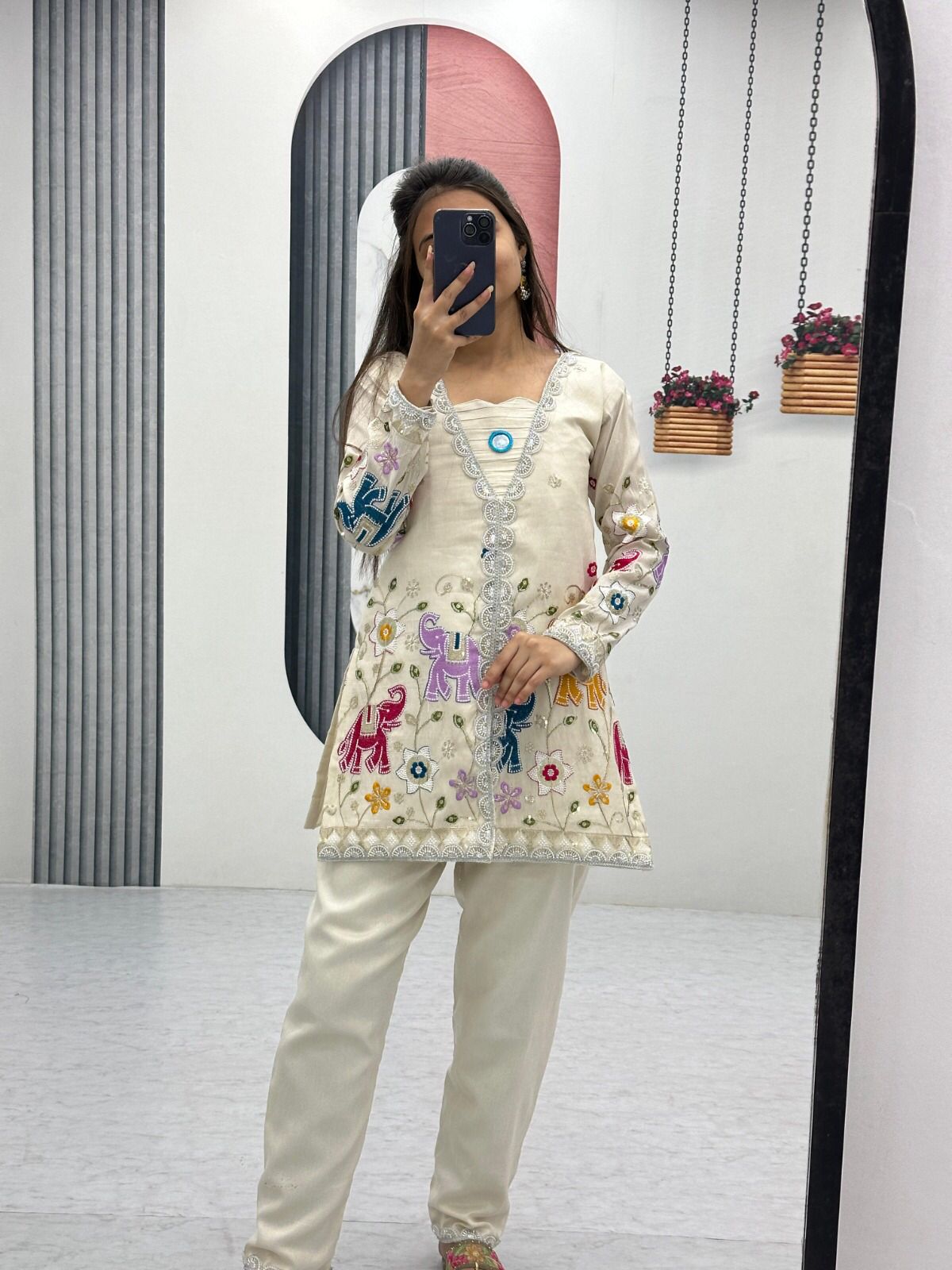 InCottoM - OFF WHITE HEAVY EMBROIDERY CO-ORD SET
