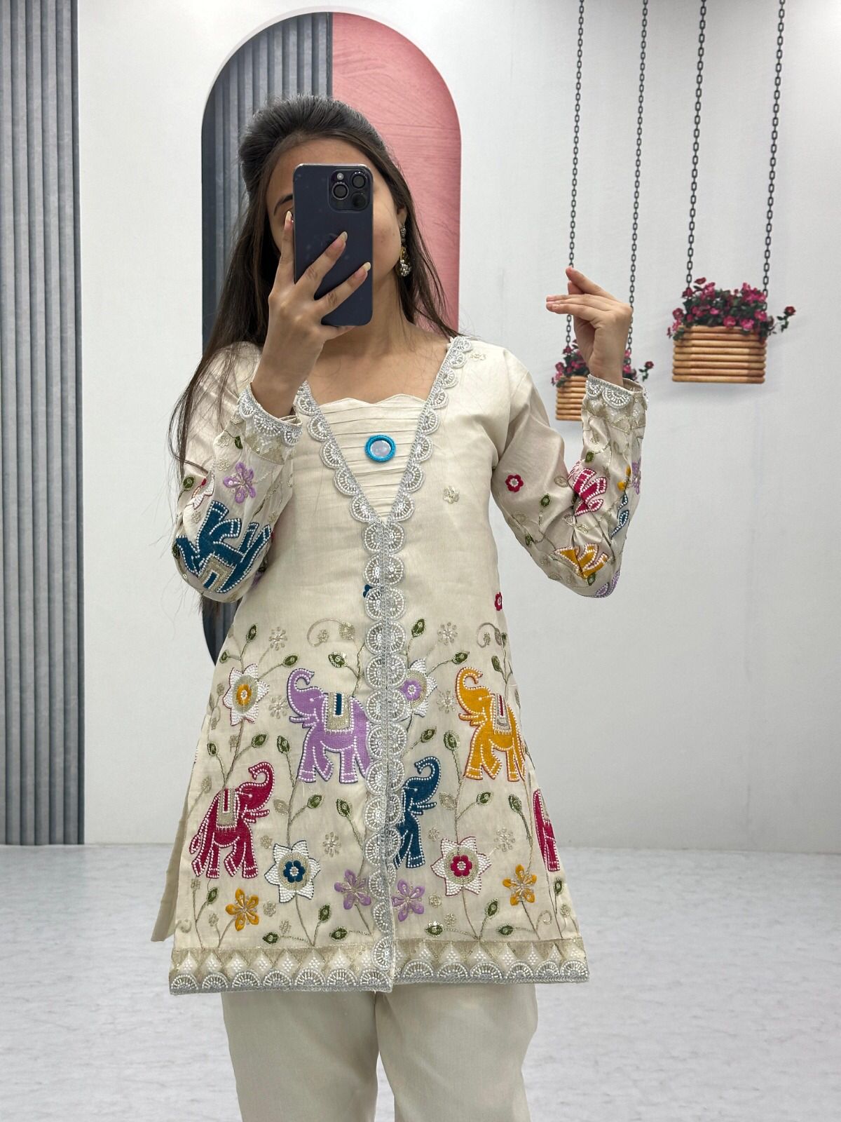 InCottoM - OFF WHITE HEAVY EMBROIDERY CO-ORD SET