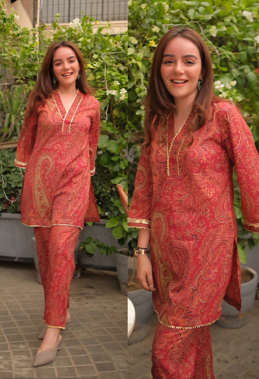PINK FLORAL KURTA PANTS SET