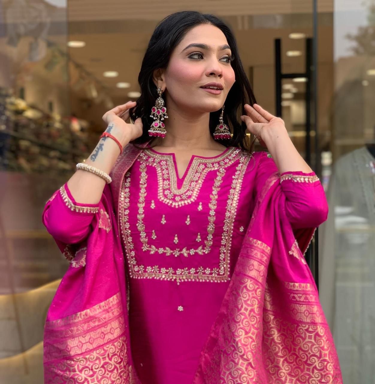 ROMAN SILK Fabric Kurti With Pant With Latkan Dupatta