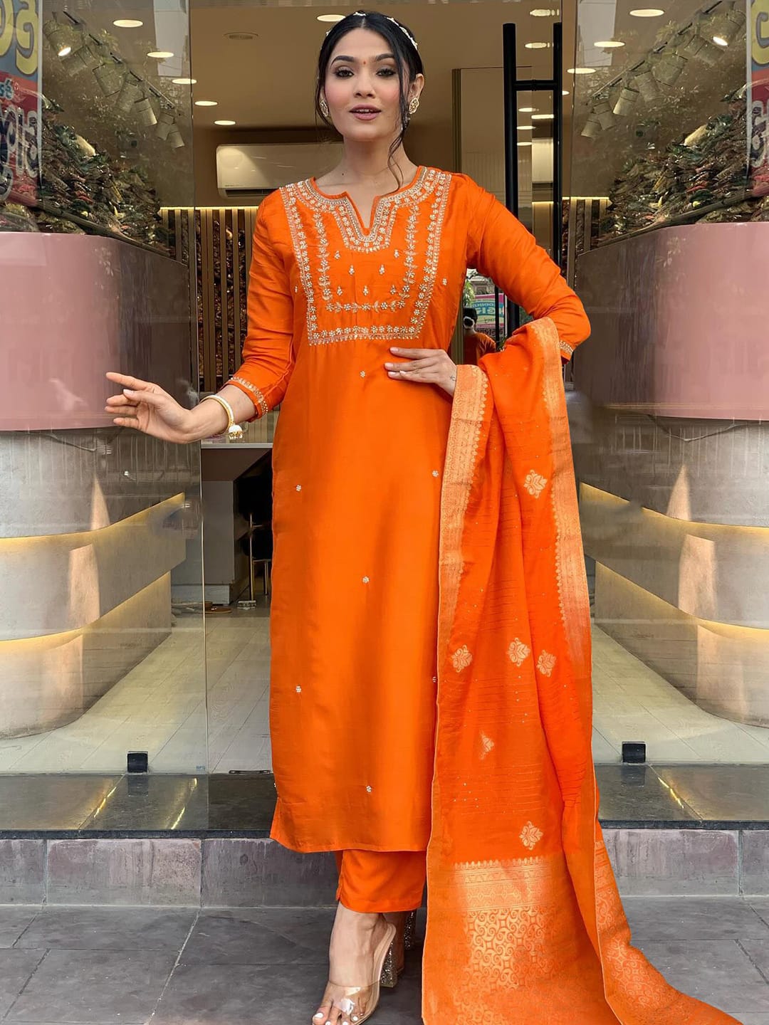 ROMAN SILK Fabric Kurti With Pant With Latkan Dupatta
