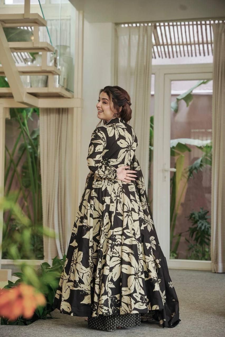 COTTON ANARKALI SUIT WITH FLORAL DIGITAL PRINT