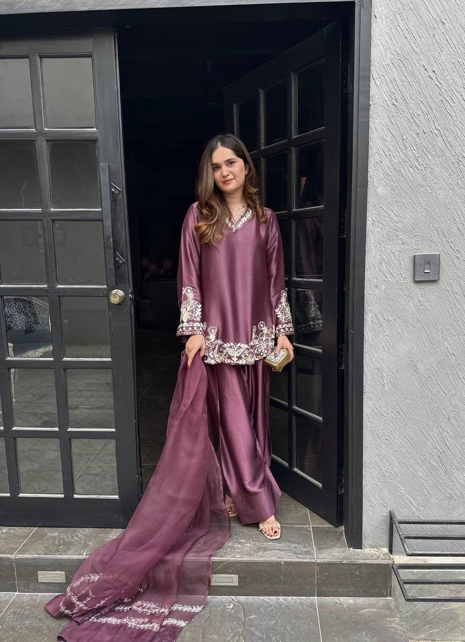 STYLISH EMBROIDERED KURTA , FARSHI PANT & DUPATTA SET