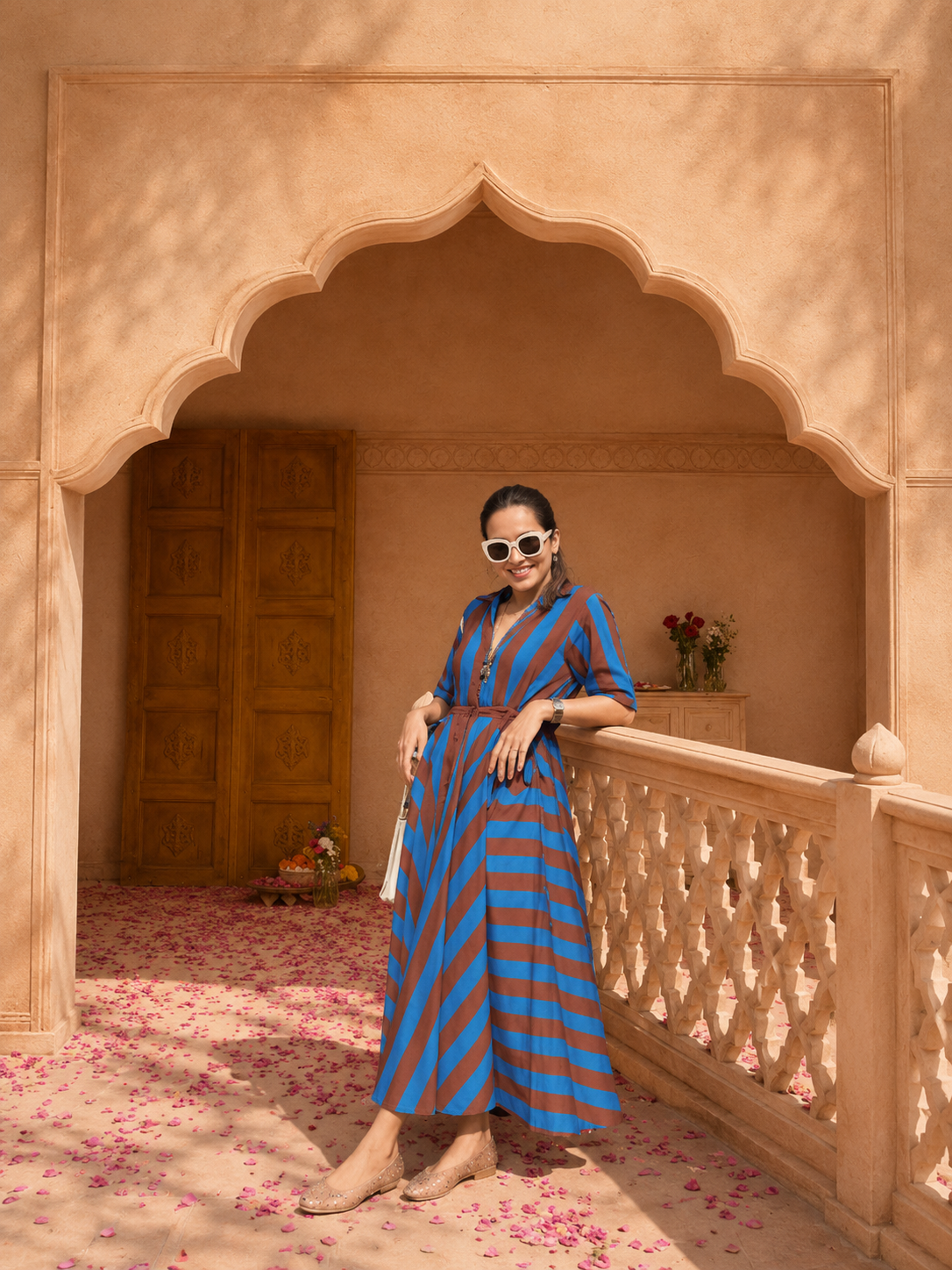 VIBRANT CLASSIC TOUCH STRIPED GOWN
