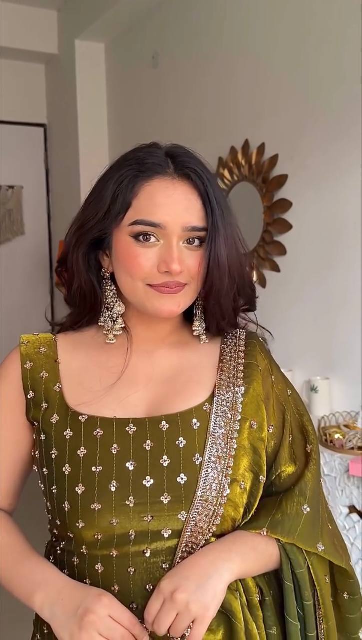 MEHNDI GREEN FENDY SILK KURTA SET THREAD WITH SEQUENCE WORK