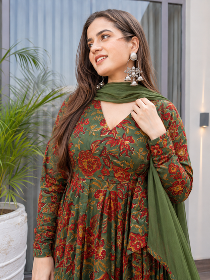 NOOR ANARKALI IN ENGLISH GREEN & MAROON