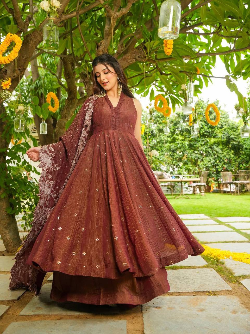 In.CottoM - PAKISTANI STYLE HEAVY KURTA SET