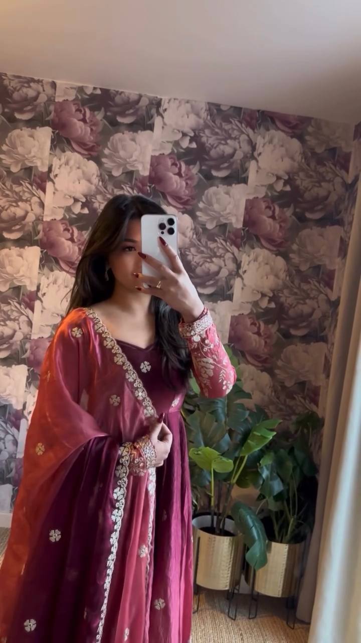 DUAL SHADE COLOUR CHINON SILK SEQUENCE WORK ANARKALI SUIT