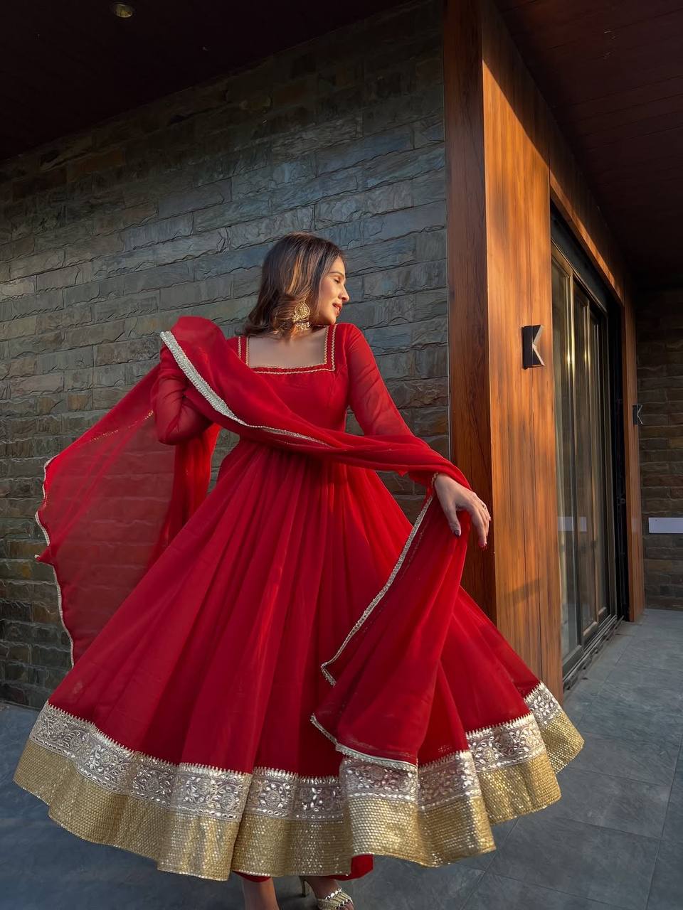 RED BLOOMING ANARKALI GOWN SET