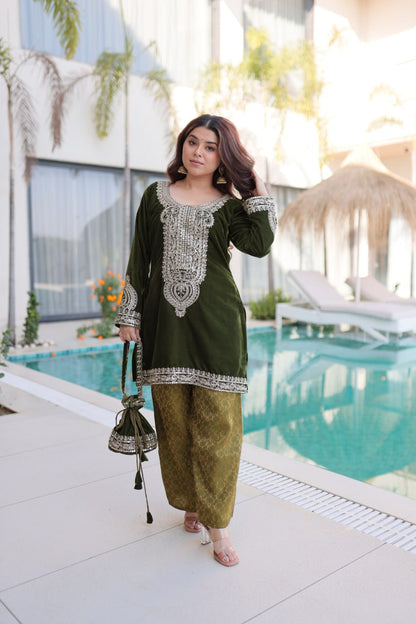 VELVET RICH EMBROIDERED TOP PANT WITH BATWA (FULLY STTITCHED)