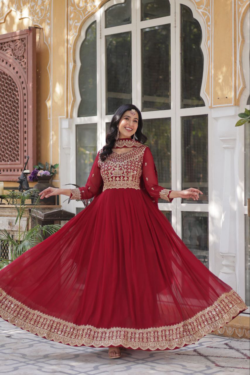 ELEGANT FAUX BLOOMING EMBROIDERED ANARKALI GOWN WITH DUPATTA