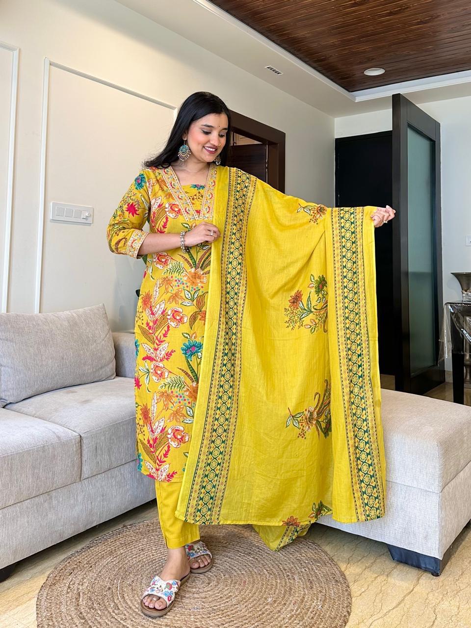 DAFFODIL COTTON V- NECK KURTI SET - YELLOW