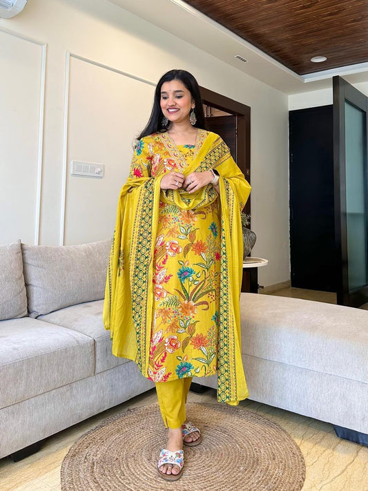 DAFFODIL COTTON V- NECK KURTI SET - YELLOW