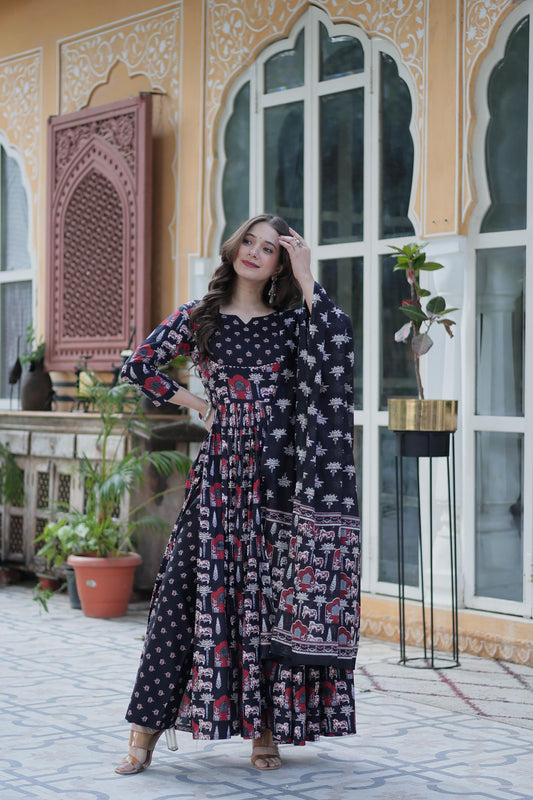 AJARAKH PAISLEY PRINT KURTI WITH PANT & DUPATTA SET - BLACK
