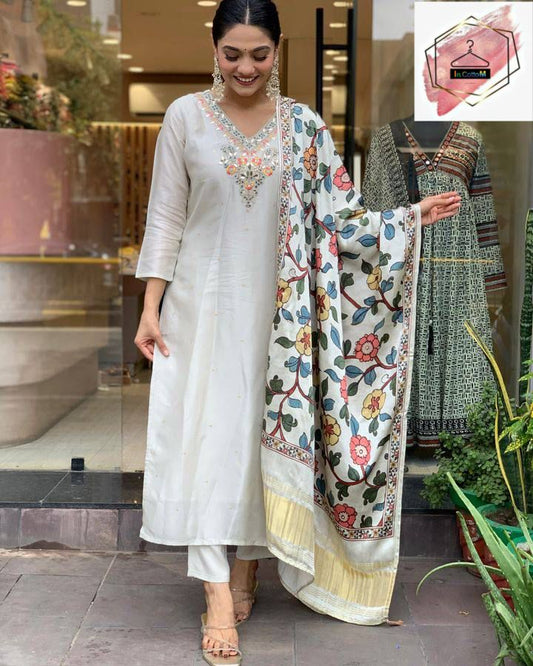 VISCOSE CHANDERI ZARI NECK EMBROIDERED OFF WHITE KURTA PANT & DUPATTA SET OF 3