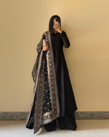 BLACK CHINON SILK ANARKALI KURTA SET
