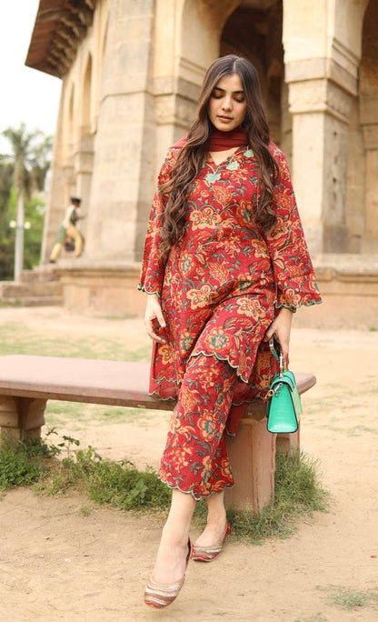 MARIA MAROON CONTRAST GREEN SCALLOPS CO-ORD SET PAIRED WITH KOTA DORIA  DUPATTA EMBROIDERED 2