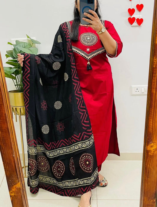 MAROON KURTI SUIT SET