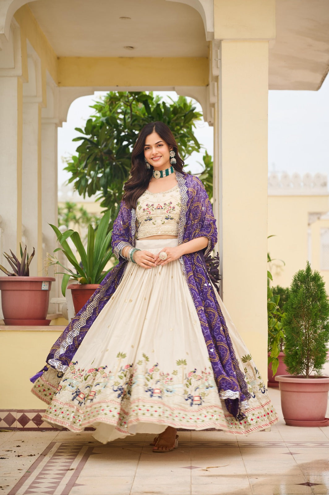 DESIGNER LEHENGA IN THREAD WITH SEQUENCE WORK