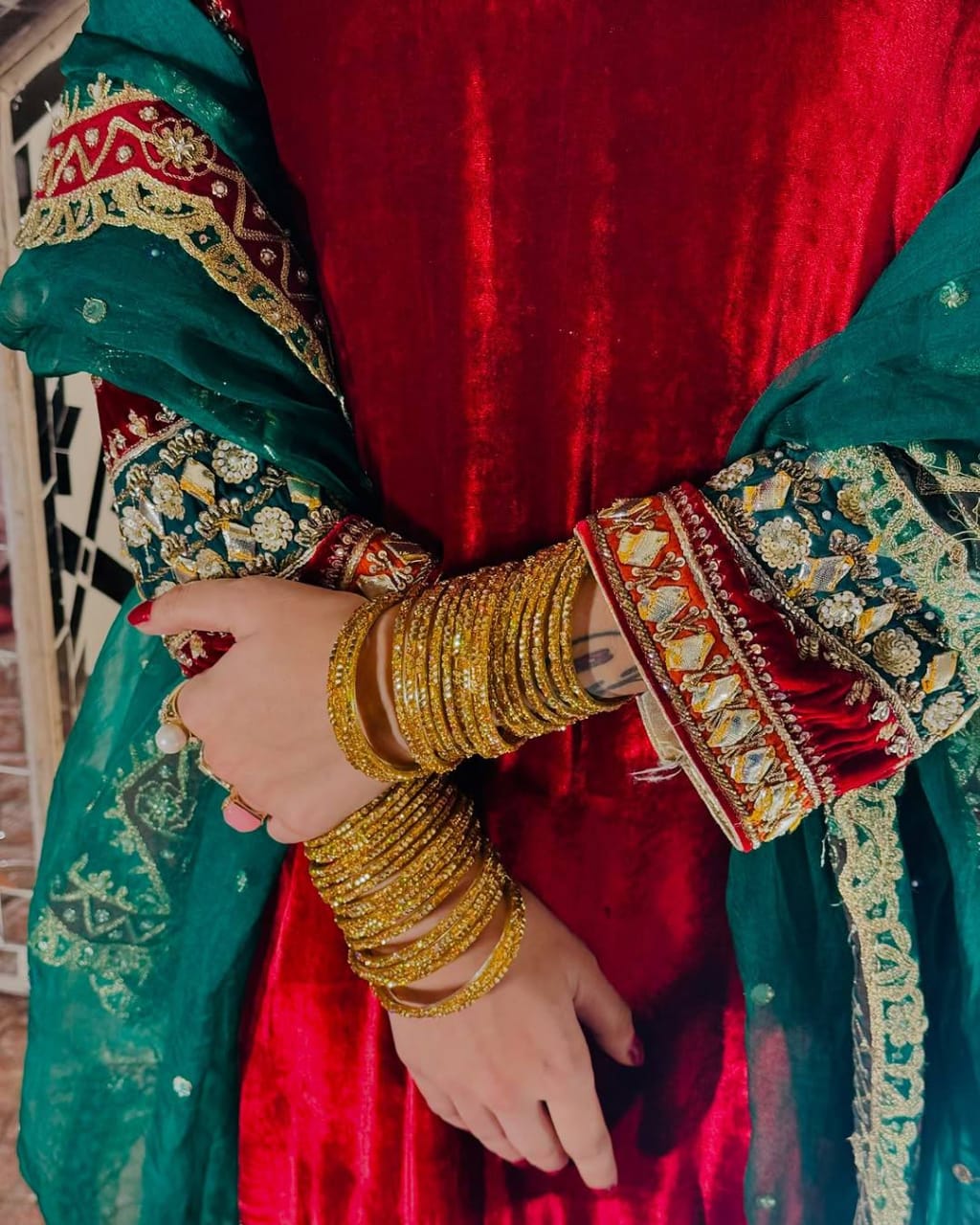 ENHANCE THE BEAUTY OF YOUR WARDROBE WITH THIS NEWLY LAUNCHED KURTI-PLAZZO SET