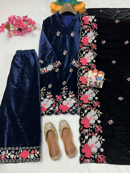 PRESENTING GOOD QUALITY HEAVY VELVET KURTA & PANT (3-PIS SET) WITH BEAUTIFUL SEQUINS EMBROIDERY WORK