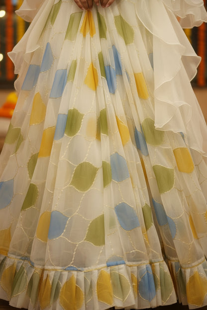 ZARINA- WEDDING SPECIAL ORGANZA HAND PAINTED LAHENGA SET (Fully Stitched)