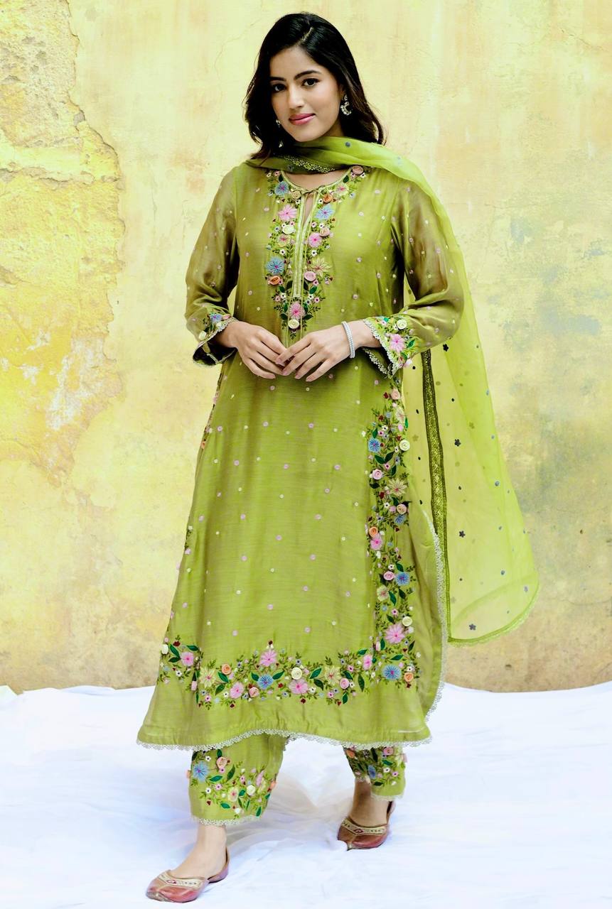 HEAVY LONG KURTA WITH PANT & DUPATTA