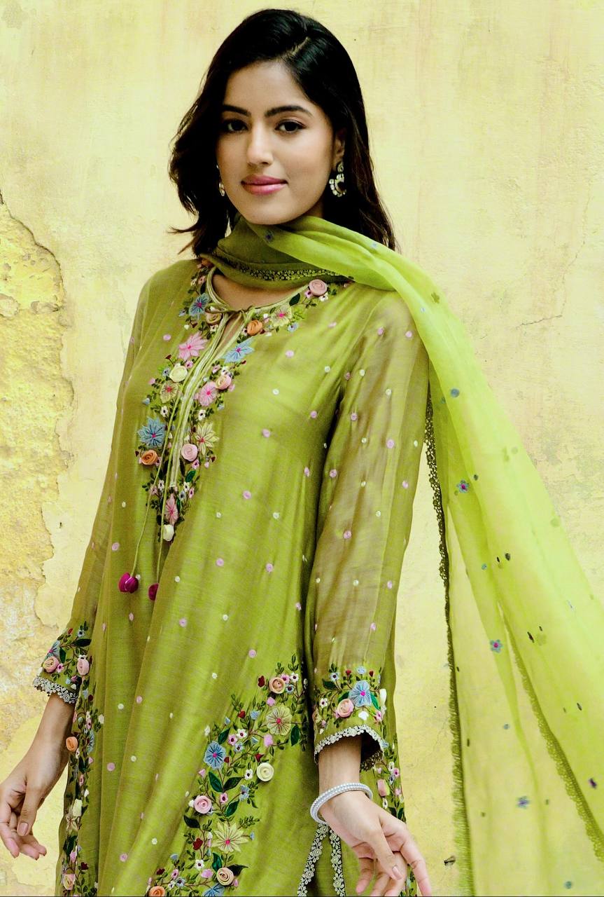 HEAVY LONG KURTA WITH PANT & DUPATTA