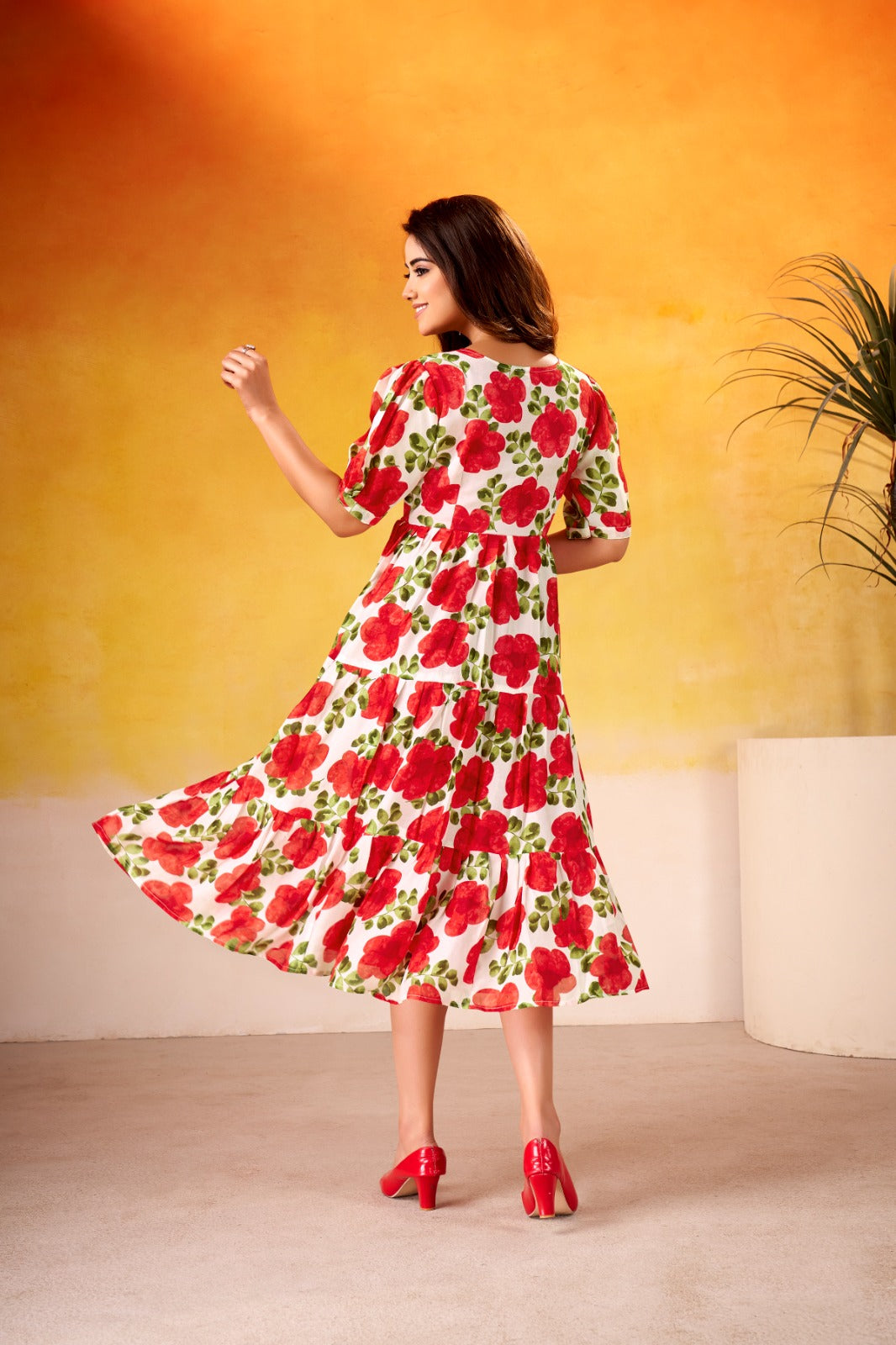 WOMEN  FLORAL PRINTED FIT AND FLARE MIDI DRESS