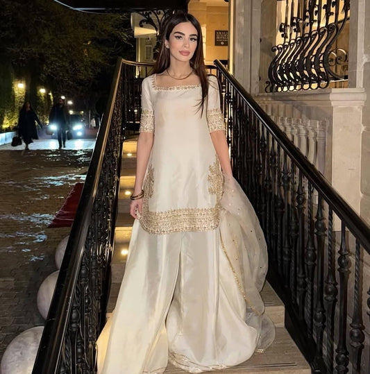 IVORY WHITE KURTA PLAZZO SUIT SET