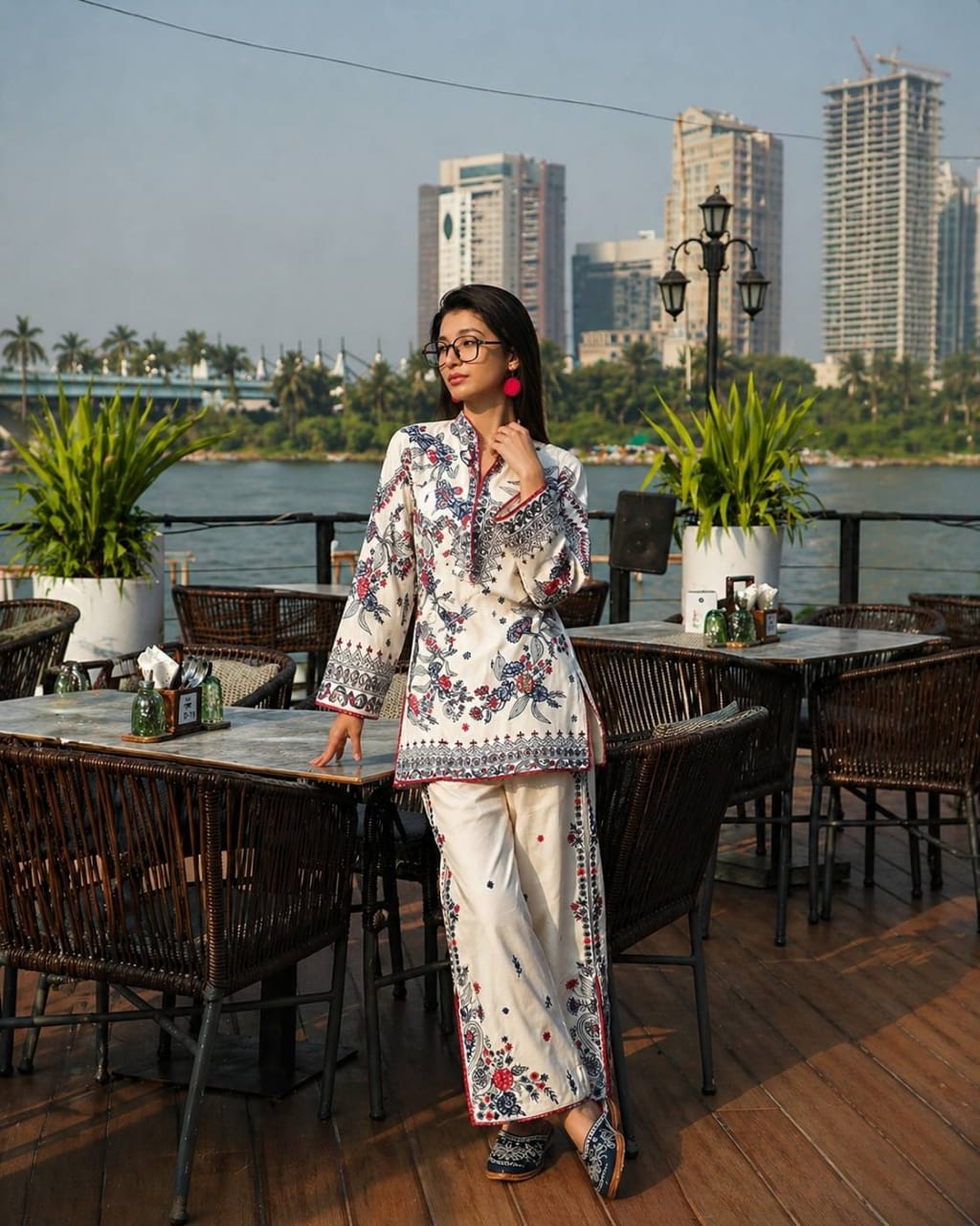WHITE MUSLIN COTTON EMBROIDERED CO-ORD SET
