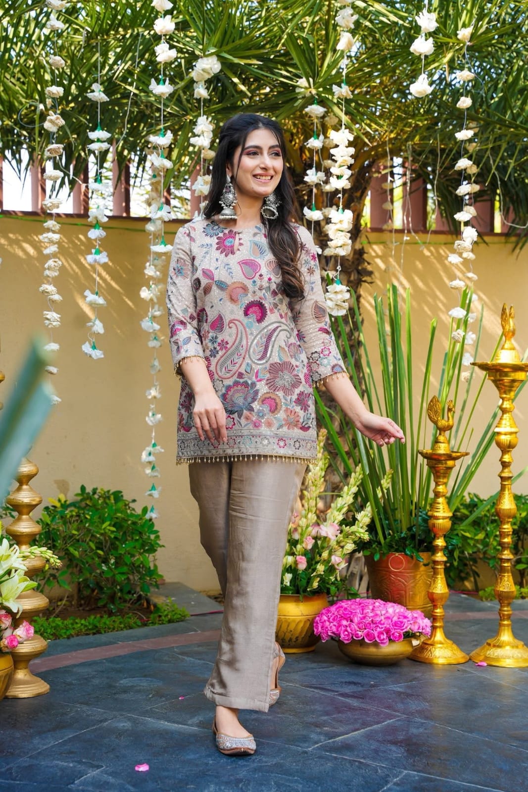 BEIGE AND MULTI-COLORED PAISLEY PRINTED CO-ORD SET