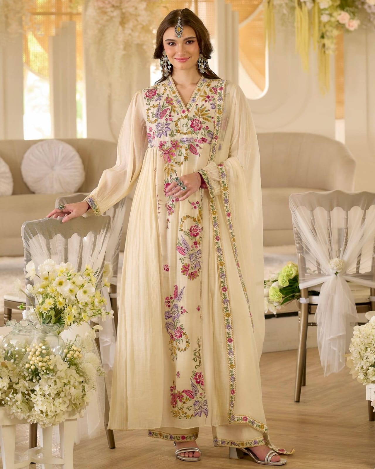 NOOR-E-GUL PEARL THREADWORK A LINE SUIT