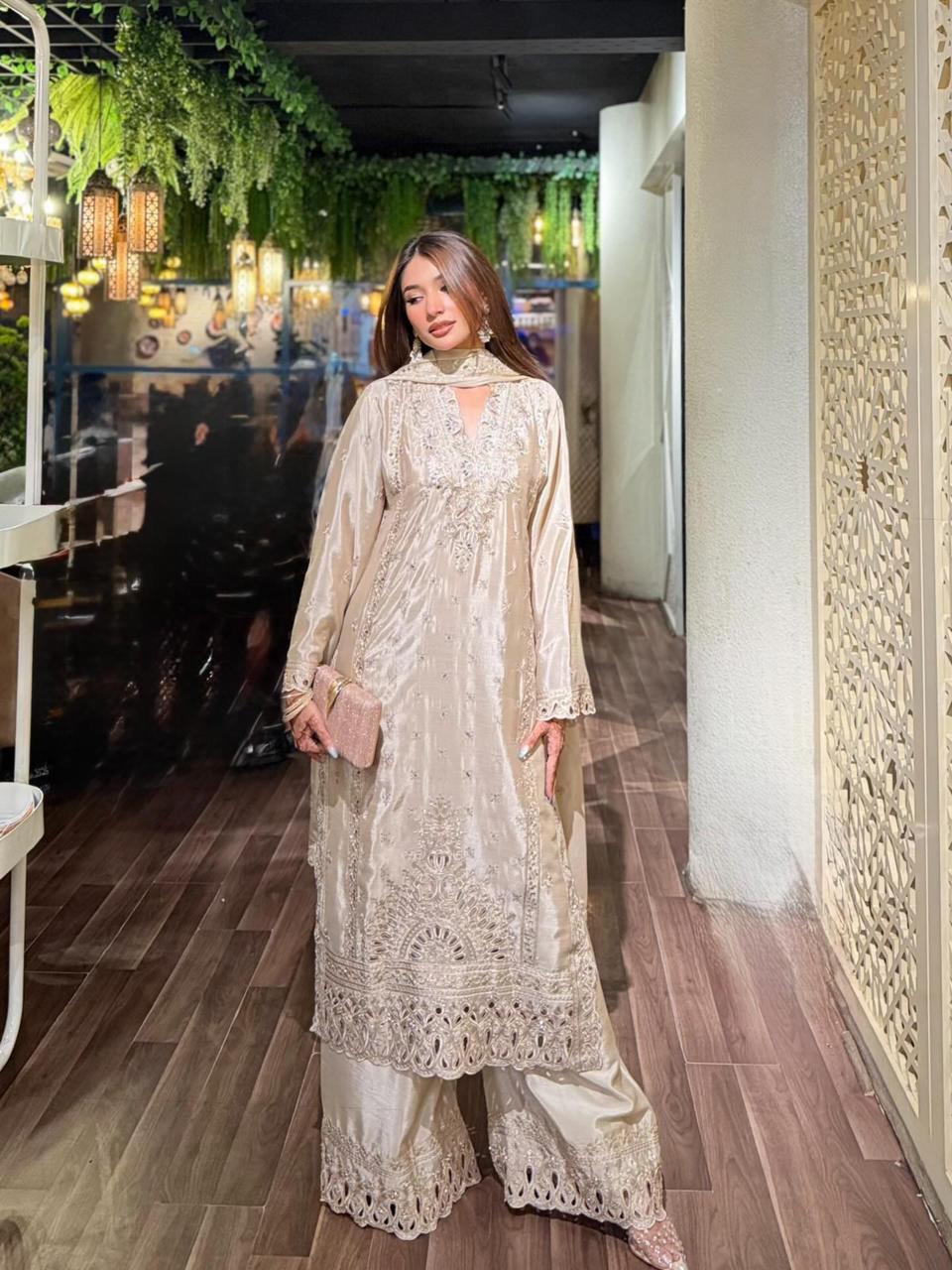 PAKISTHANI STYLE BEIGE  KURTA SET