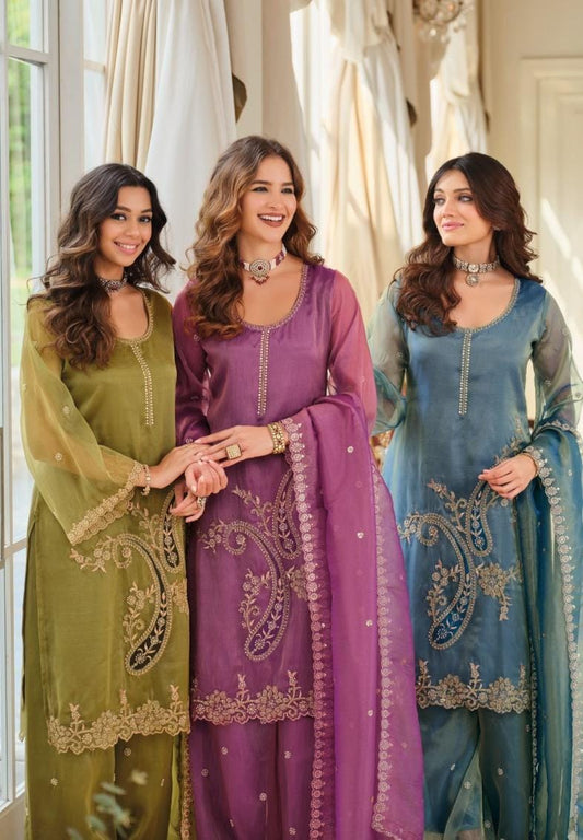 SHIMMER KURTA SET WITH BEADS WORK