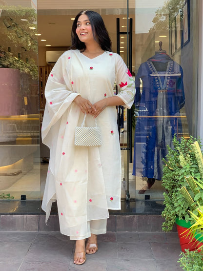 WHITE MUL COTTON THREE-PIECE SUIT SET