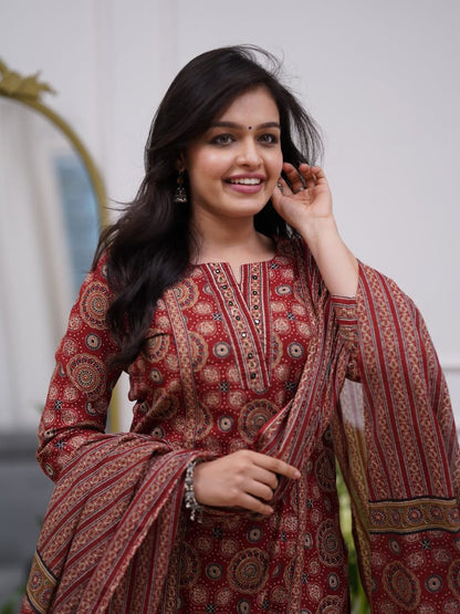 MAROON EMBROIDERED STRAIGHT COTTON KURTA SET