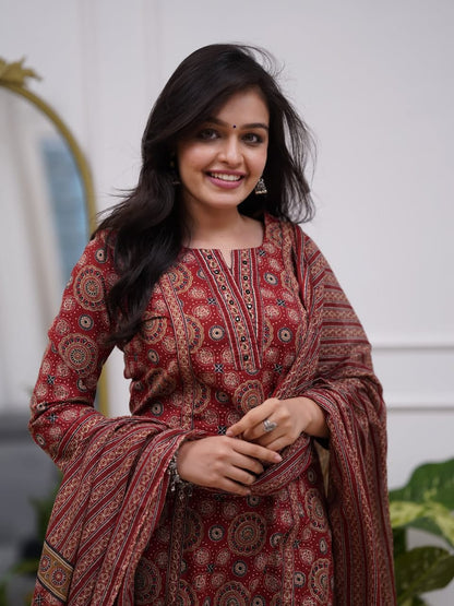 MAROON EMBROIDERED STRAIGHT COTTON KURTA SET