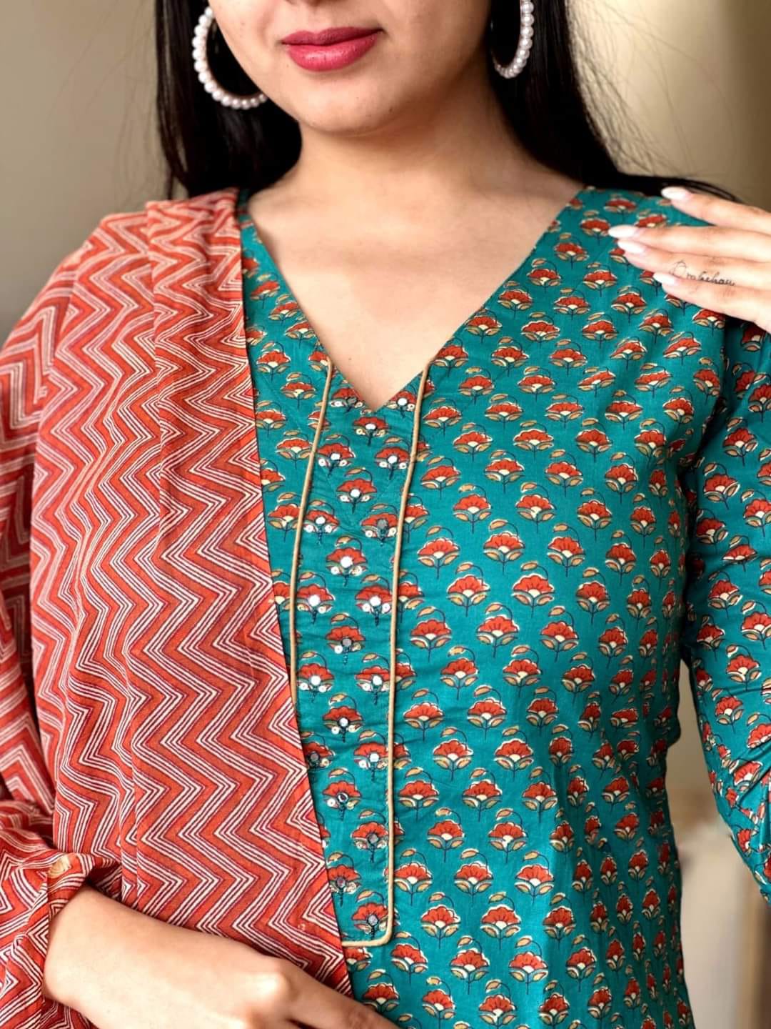 WOMEN'S 3-PIECE COTTON SUIT WITH PRINTED MULMUL DUPATTA & SEQUENCE YOKE