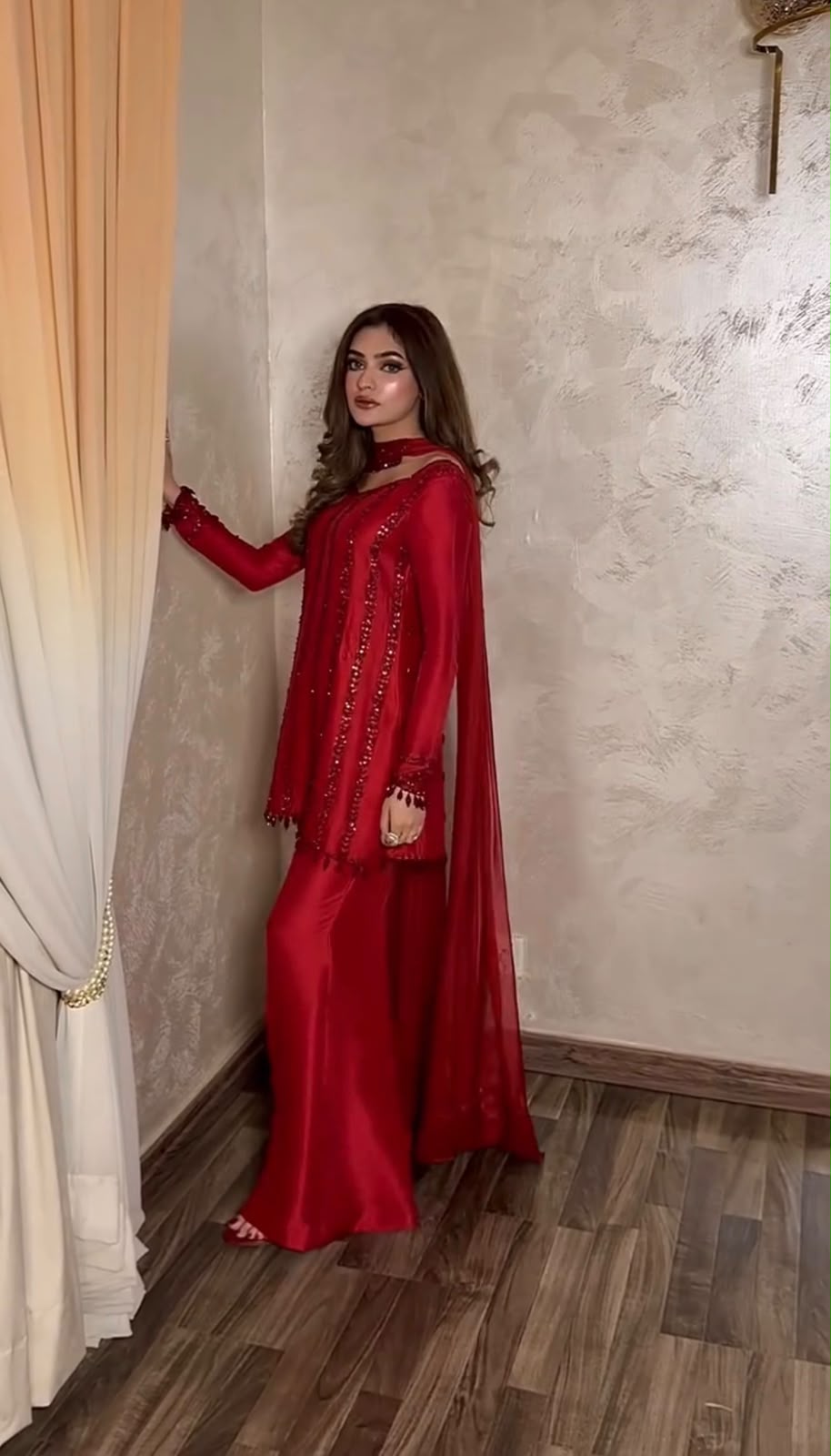 SILK-BLEND TUNIC AND PALAZZO SET SHEER DUPATTA