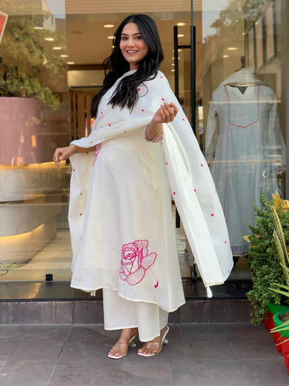 WHITE MULMUL COTTON KURTI SET WITH PINK ROSE EMBROIDERY