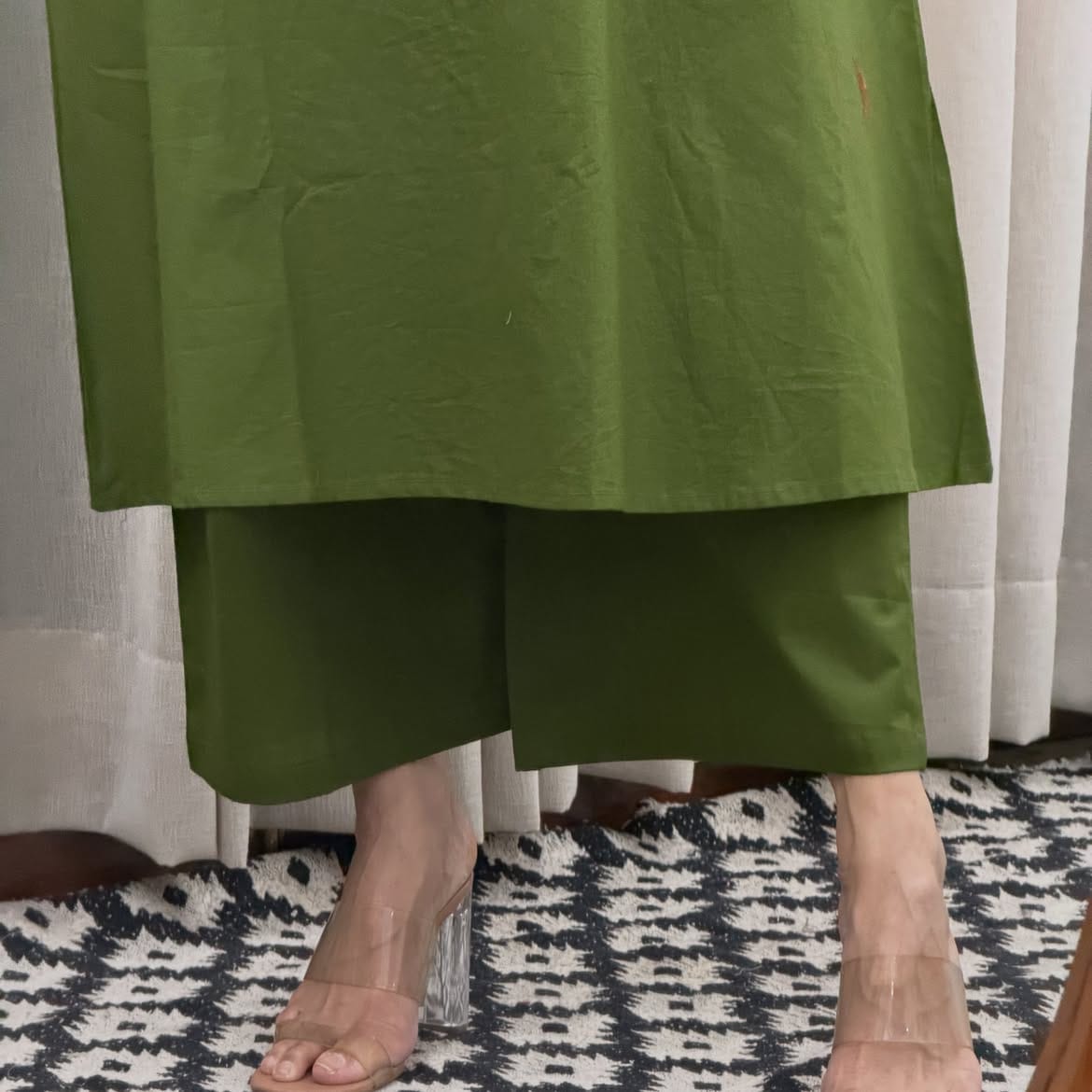 COTTON KURTA SET WITH MIRROR WORK