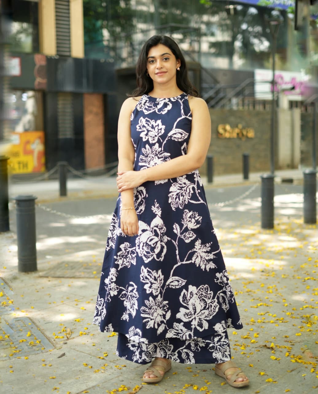 NAVY BLUE HULTER NECK PRINTED SLEEVELESS COTTON KURTA SET