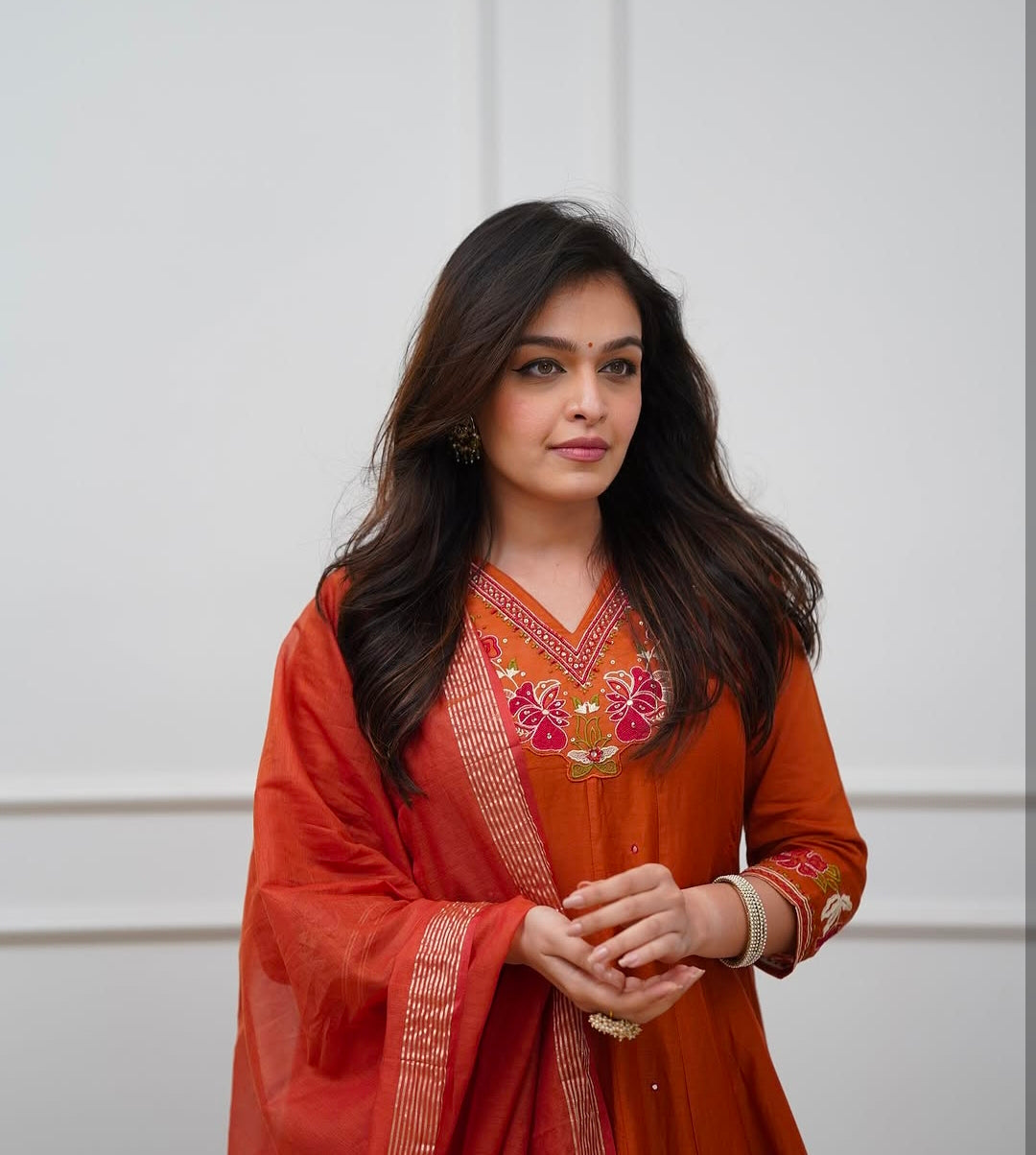 V-NECK COTTON ANARKALI SUIT SET